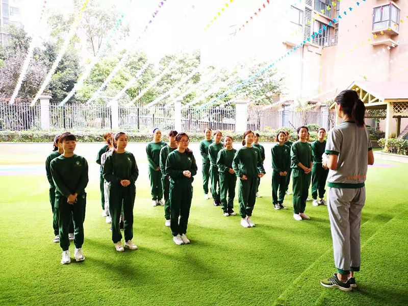 四川成都跨世紀派森幼兒園：幼兒園如何進行團隊文(wén)化的凝聚建設？